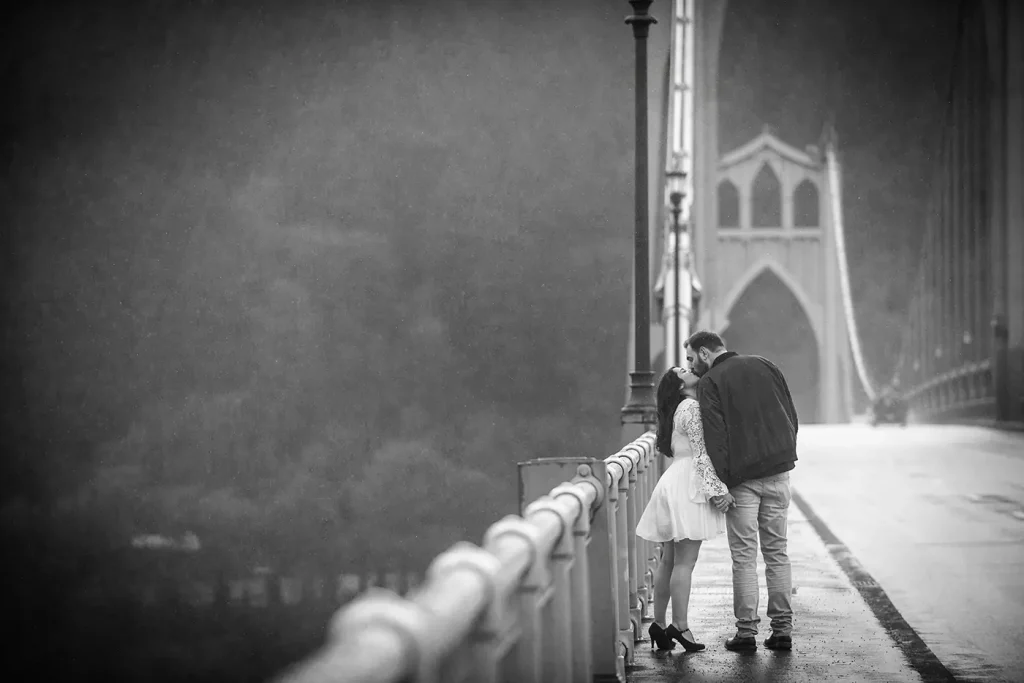 engagement photography bridge - Photography by Aril Williams